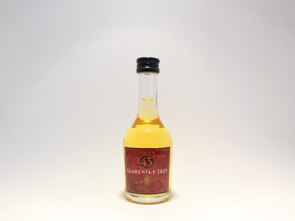 43 Cuarenta Y Tres